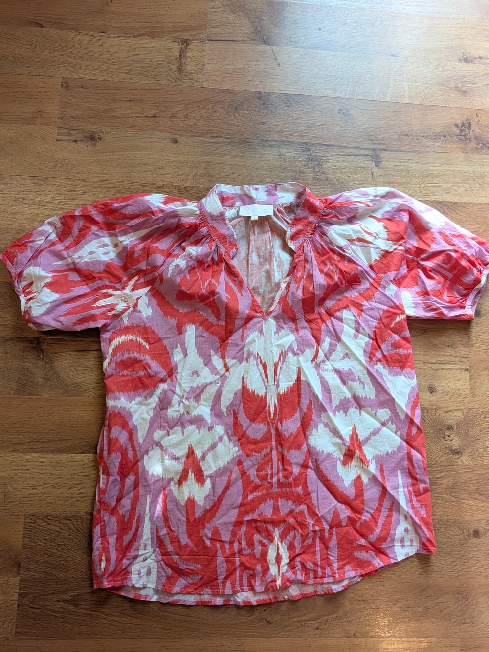Women’s Red & Pink Patterned V-Neck Blouse